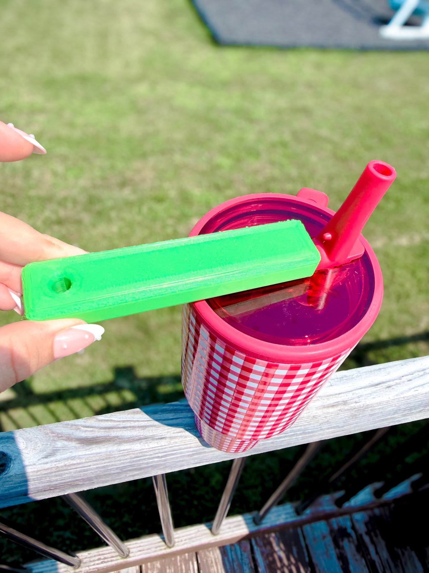 Hydrojug Lid Remover